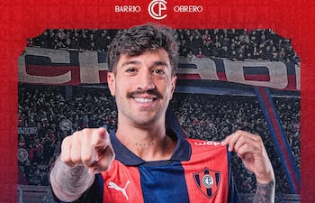 Con esta imagen, Cerro Porteño hizo oficial la incorporación del polivalente futbolista uruguayo, Fabricio Domínguez Huertas.