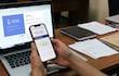El avance más visible está entre el ciudadano y el Estado. En septiembre, el Mitic reportó más de 500 trámites disponibles en línea, alrededor de 500.000 usuarios activos mensuales entre la web y más de 1,57 millones de registros de Identidad Electrónica.