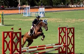 Santino Aranda de la SHP tuvo buena participación en la primera jornada en el Acá Carayá.