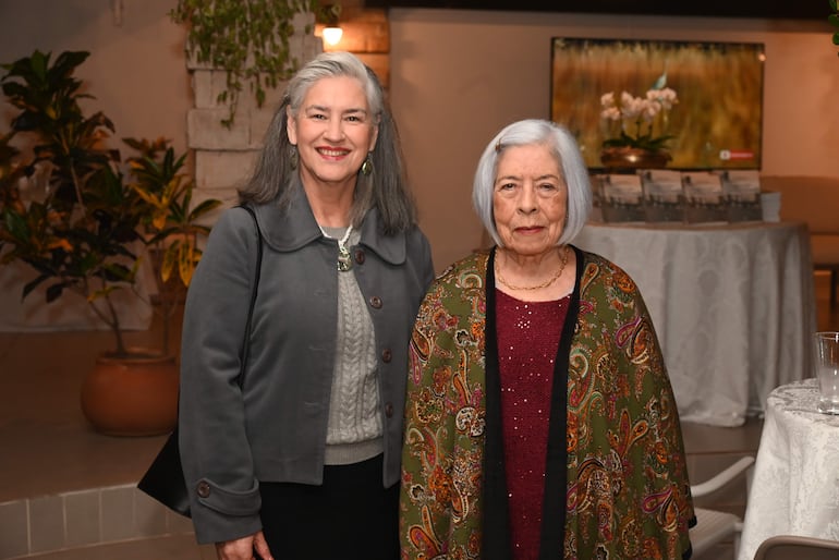 Nelly Cristaldo y Delicia Villagra.