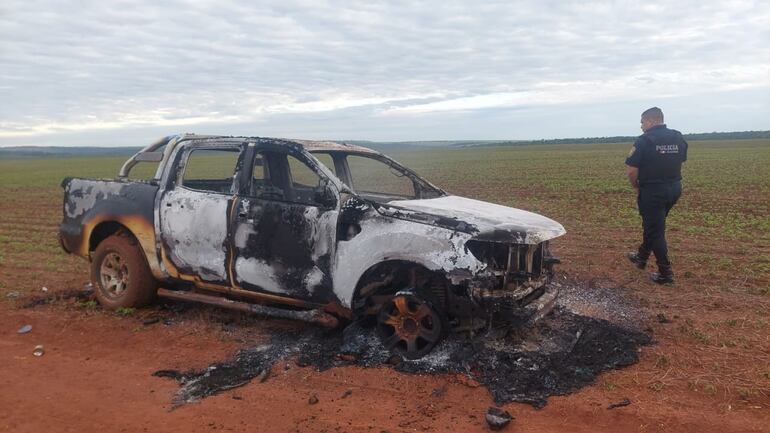 La camioneta Chevrolet usada en el asalto en Katueté fue quemada en la colonia Nueva Conquista del distrito de Itakyry.
