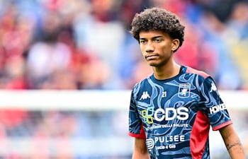 Robson de Souza Júnior (18 años), conocido como Robinho Júnior, delantero del Genoa C. F. C. de la Serie A de Italia, hijo del exfutbolista Robinho.