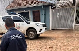 El asesinato de Abel Encina Ovelar (50) ocurrió en una vivienda del barrio Santa Ana de Ciudad del Este. Su sobrino, Jhonatan Daniel Encina Ovelar (29), está acusado de cometer el hecho.