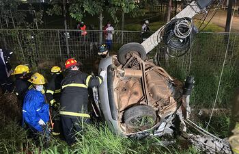 Violento choque en la autopista Ñu Guasu deja un fallecido.