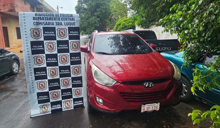 La camioneta Hyundai Tucson usada en el ataque contra los jugadores de Luqueño.