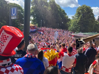Imágenes de archivo de los hinchas de Croacia.