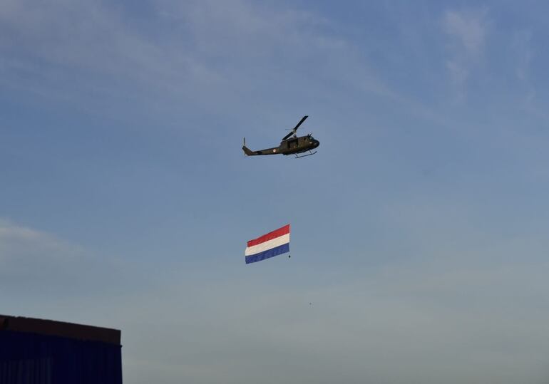 Con espectáculos en el cielo, Fuerza Aérea recuerda su centenario