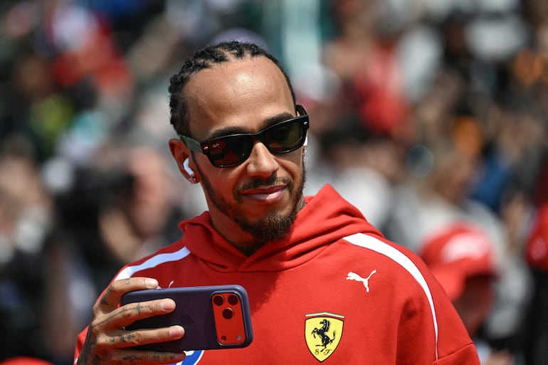 El piloto británico de Ferrari, Lewis Hamilton, en el Gran Premio de Japón de Fórmula Uno en Suzuka. (Philip FONG / AFP)