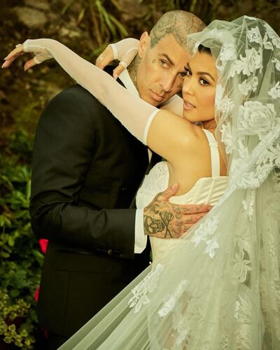 Travis Barker y Kourtney Kardashian el día de su boda, en mayo de 2022.