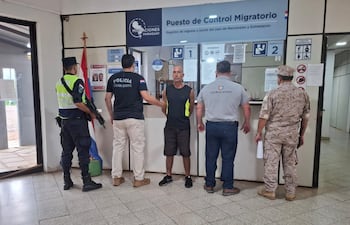 Adriano José Normilio (48), expulsado de Paraguay y entregado a Brasil.