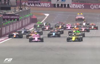 Joshua Duerksen finalizó quinto en la carrera sprint de la Fórmula 2 en el Circuito de Silverstone, Silverstone, Gran Bretaña.