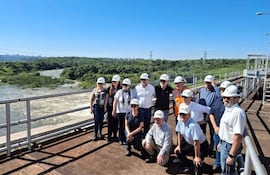 ANDE, BID y el MEF conformaron una Misión de Monitoreo de Campo en la central hidroeléctrica Acaray.