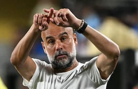 El español Pep Guardiola, entrenador del Manchester City, en el partido frente a Al Hilal por los octavos de final del Mundial de Clubes 2025 en el Camping World Stadium, en Orlando, Florida, Estados Unidos.
