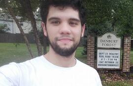 Enrique Antonio Silgueira Solalinde (28), asesinado presuntamente por su tío y cuya viuda ahora clama protección.