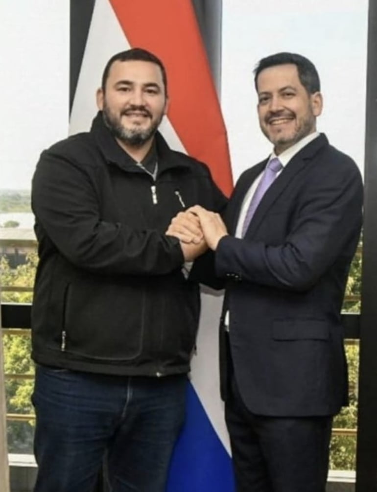 Enrique "Kike" Chávez (ANR-HC), director de la Policía Municipal y Raúl Latorre (ANR-HC), presidente de la Cámara de Diputados.