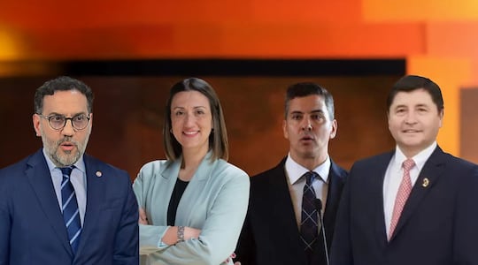 El director de DNCP, Agustín Encina; Laura Roa, que pasó de Itti a BNF; el Presidente Santiago Peña tuvo inversiones en Itti; y Manuel Ochipintti, titular del banco público.