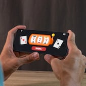 La encuesta UMAX/ICA puso el foco en nuevas conductas de riesgo vinculadas al uso de dispositivos móviles y las apuestas en línea.