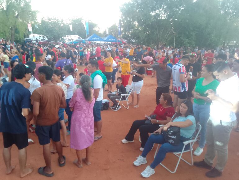 La actividad tuvo una masiva participación del público de Santaní y visitantes provenientes de otros lugares