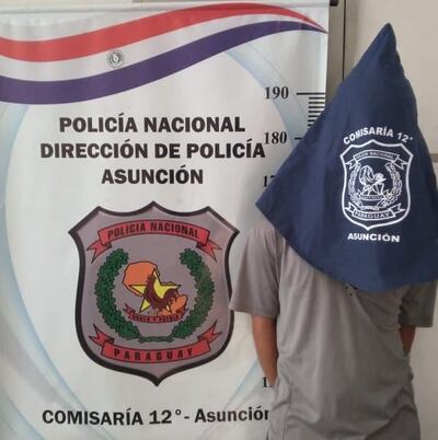 Este joven de 21 años fue aprehendido por supuestamente haber hurtado una motocicleta.