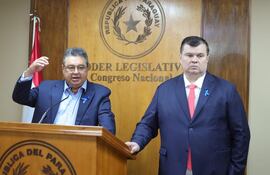 favor enviar a shell política , gracias (comisión garrote, de la fecha. Gent. Prensa Senado)
De agodoy <agodoy@abc.com.py>
Destinatario foto <foto@abc.com.py>
Fecha 07-11-2024 16:07 06-11-2024