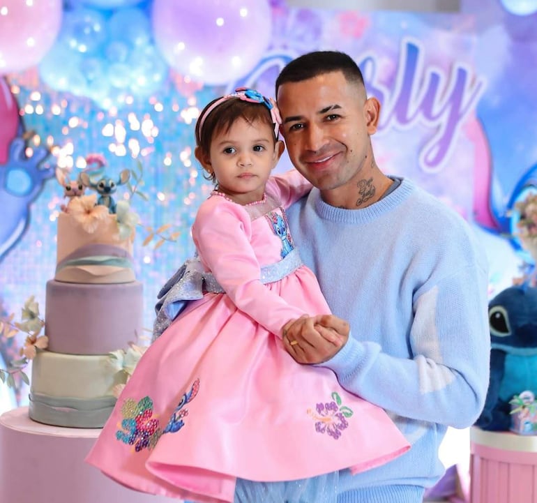 Derlis González celebró los dos años de su tercera princesa - Gente