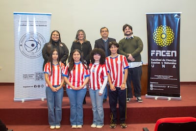 La delegación paraguaya que va a la Olimpiada Iberoamericana de Biología (OIAB).
