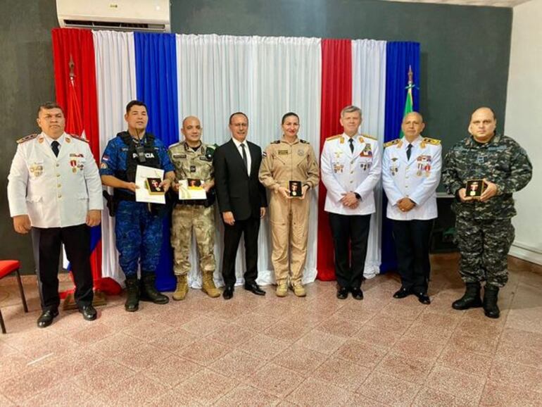 Santiago Peña, Policía