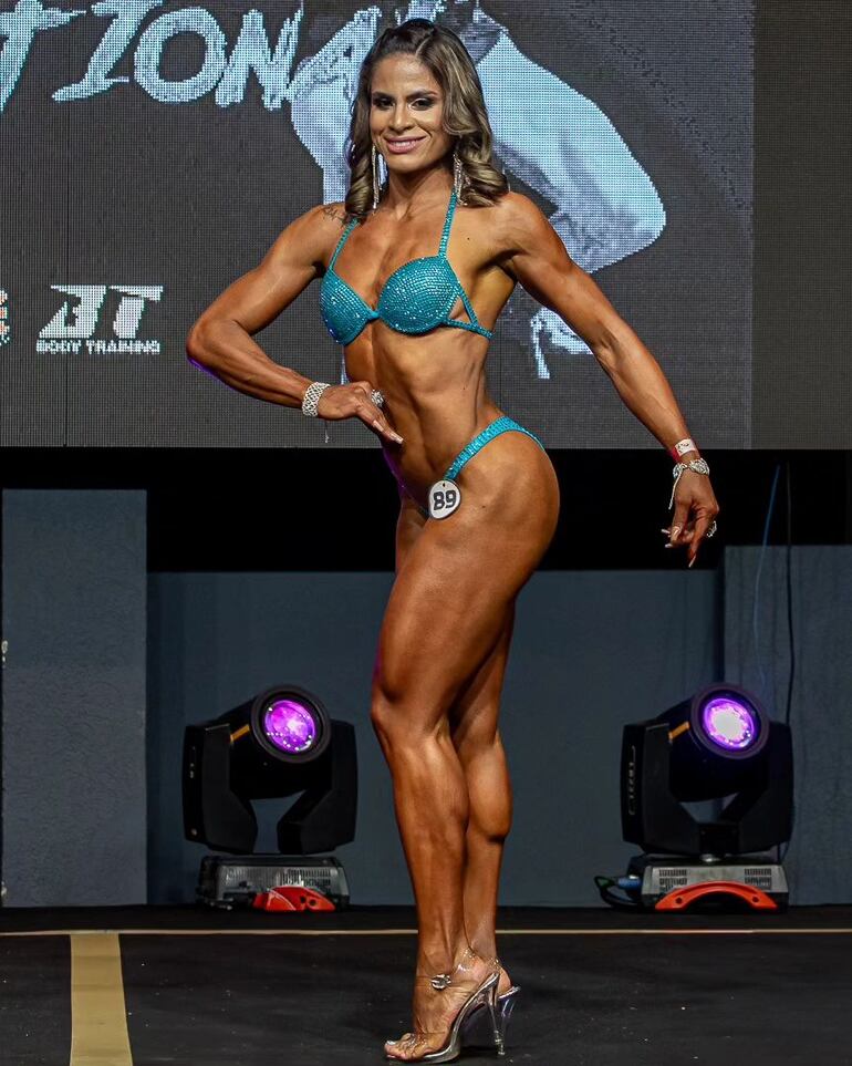 "Seguiremos mejorando", aseguró Liz Fabiola Pérez tras consagrarse campeona en la categoría Wellnnes Senior + de 1.63.
(Instagram/Liz Fabiola Pérez)