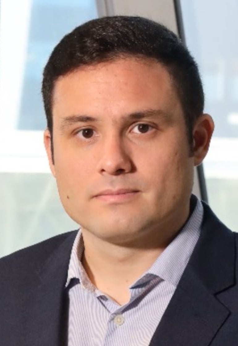 Juan Gustale, de Ueno Bank.