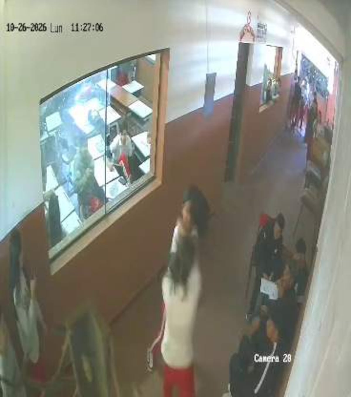 Vídeo: riña entre alumnas deja a una con heridas de arma blanca