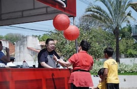 Iwao Komiyama compartió su arte culinario en un ambiente relajado, acercando la alta cocina oriental a todos.