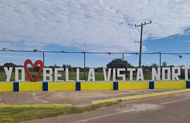 El amor por la ciudad, expresada en letras corpóreas, en uno de los puntos de acceso a la ciudad.