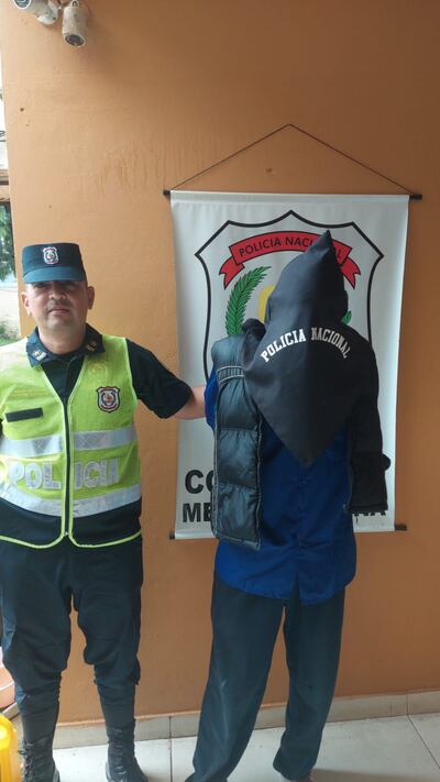 Carlos Alberto Álvarez Riquelme con 21 antecedentes fue detenido en una vivienda ajena intentando robar.