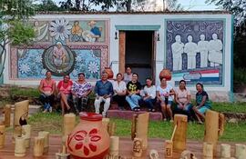 Artesanos de Tobatí se preparan para mostrar sus creaciones en la Expo Artesanía.