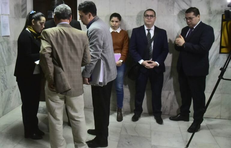 "Ocupantes vip" fueron convocados para declarar hoy en el Palacio de Justicia.