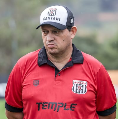 Hugo Marcelo Ovelar Irrazábal (54 años) dejó la conducción del Deportivo Santaní.