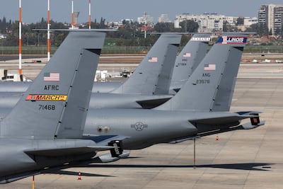 Aviones militares estadounidenses en el aeropuerto Ben Gurion, cerca de Tel Aviv, Israel.