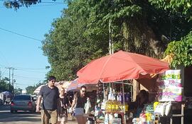 Zona comercial en Nanawa. Archivo.