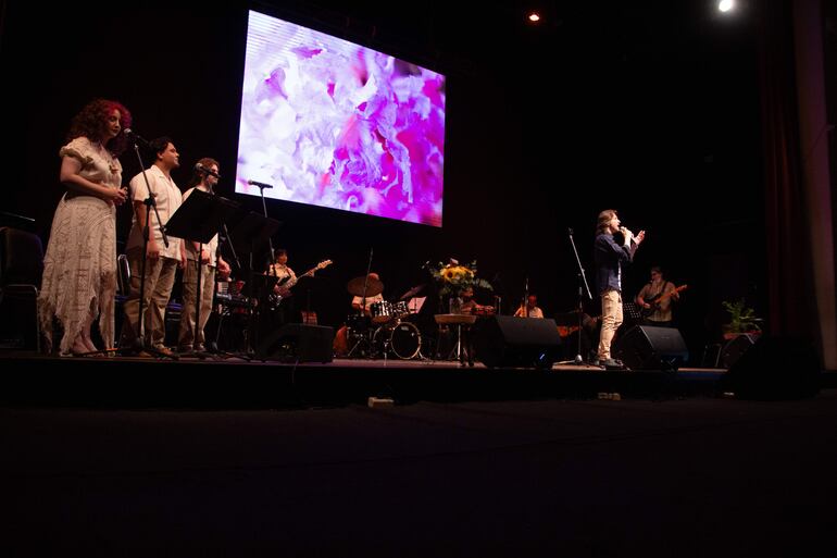 /pf/resources/images/abc-placeholder.png?d=2392