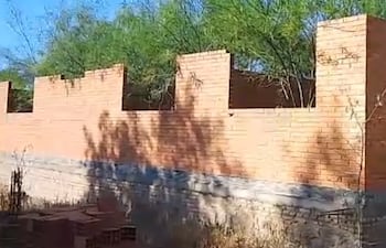 La construcción de un local para una USF en la comunidad San Agustín se encuentra abandonada desde hace más de cinco años.