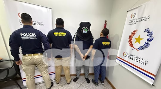 Maykon De Souza (39), señalado como uno de los principales líderes de la facción criminal brasileña Primer Grupo Catarinense (PGC), fue expulsado del país.