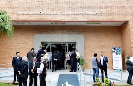 Oficina de la Secretaría de Defensa del Consumidor y el Usuario (SEDECO).