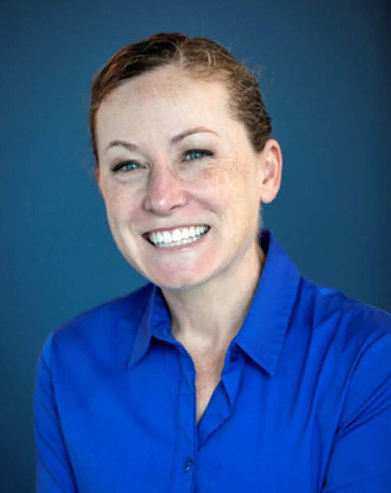 Kelly Haston, voluntaria de la NASA dice que vivir en Marte no es algo con lo que haya soñado de niña.