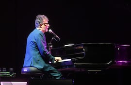 Fito Páez durante el concierto que ofreció en febrero pasado en la ciudad de San Bernardino. El artista argentino se presentará en la capital mexicana el próximo 18 de enero.