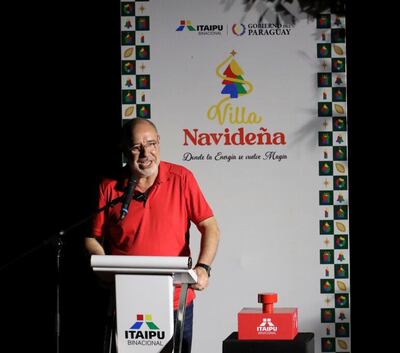 El director general paraguayo de Itaipú, Justo Zacarías, en el lanzamiento de la Villa Navideña.
