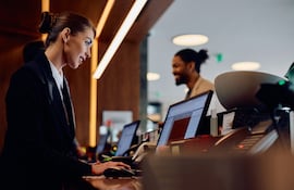 La creciente dependencia de intermediarios digitales ha ido desplazando la venta directa, reduciendo la capacidad de los establecimientos para fortalecer la relación con el huésped.