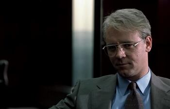russell-crowe-como-jeffrey-wigand-en-the-insider-1999-michael-mann-basado-en-hechos-reales-el-filme-muestro-el-ascenso-de-wigand-como-asesor-cien-12026000000-1510041.jpg