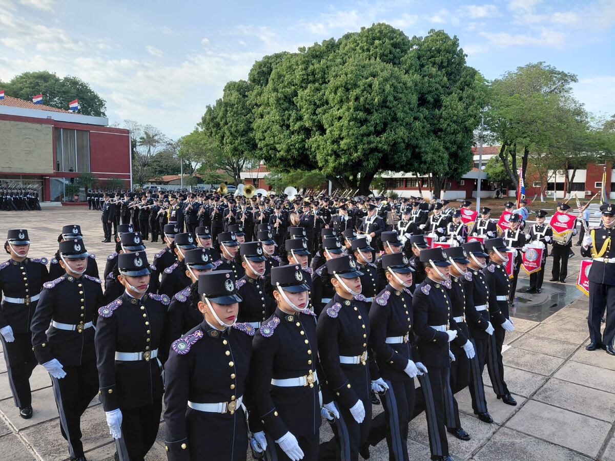 La Policía Nacional proyecta cerrar el año con más de 42.000 agentes en servicio