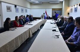 La reunión con los representantes de las empresas farmacéuticas se realizó en el Ministerio de Hacienda.