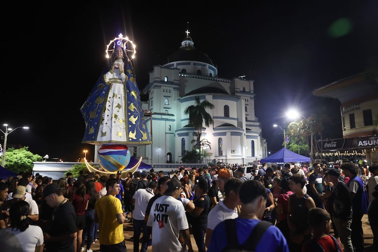 Este año fue masiva la presencia de devotos en Caacupé.